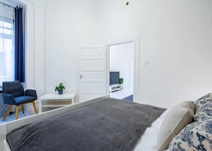 Central - Stylish - Spacious * Budapest